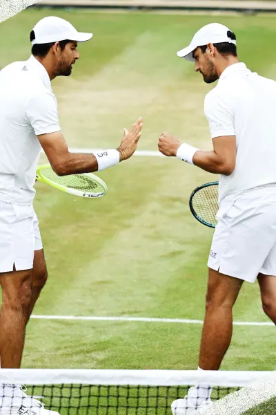 17 22 Alan Wazny Dominick Mosejczuk tennis