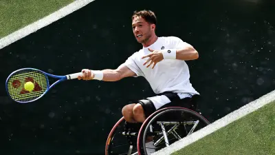 11 55 A Hewett G Reid T Miki C Ratzlaff tennis