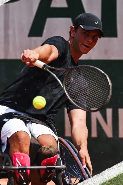 14 29 Tokito Oda Ben Bartram tennis