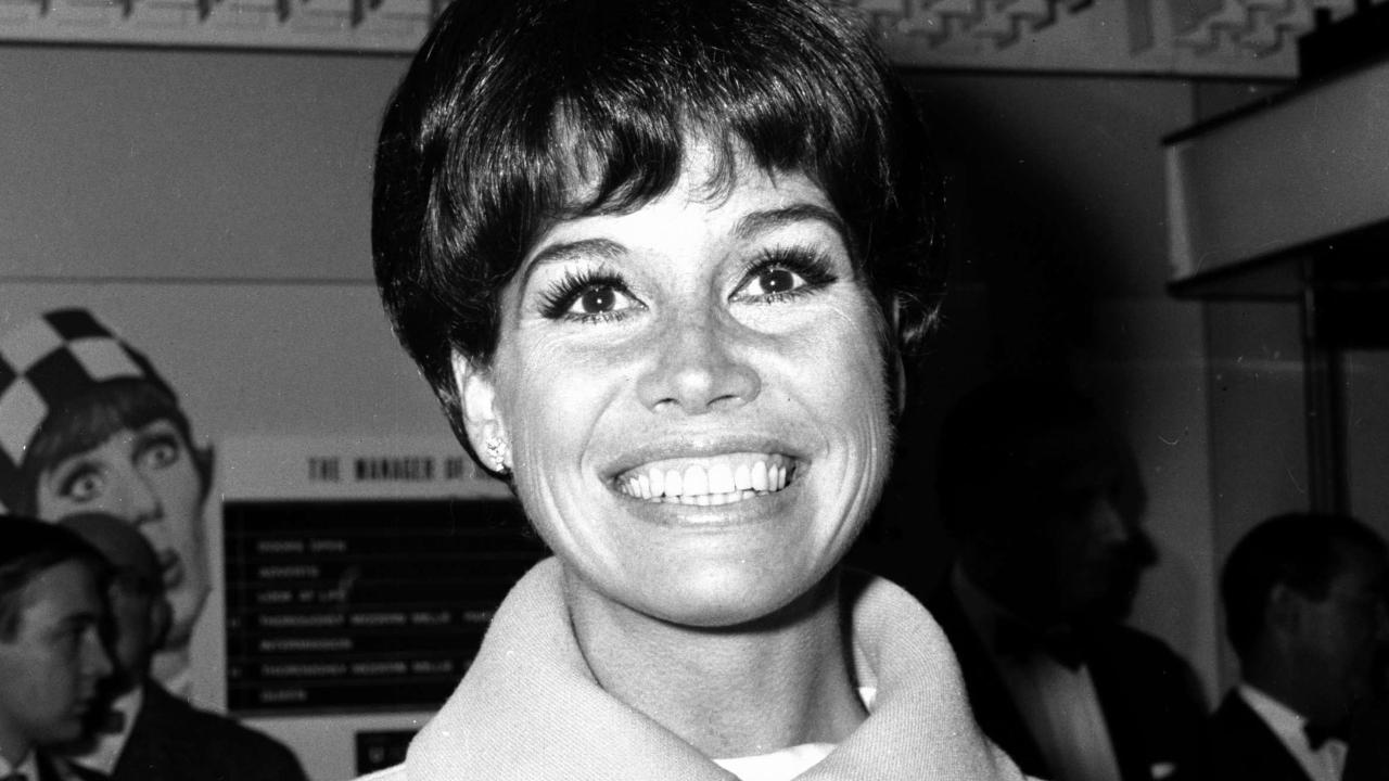 Being Mary Tyler Moore