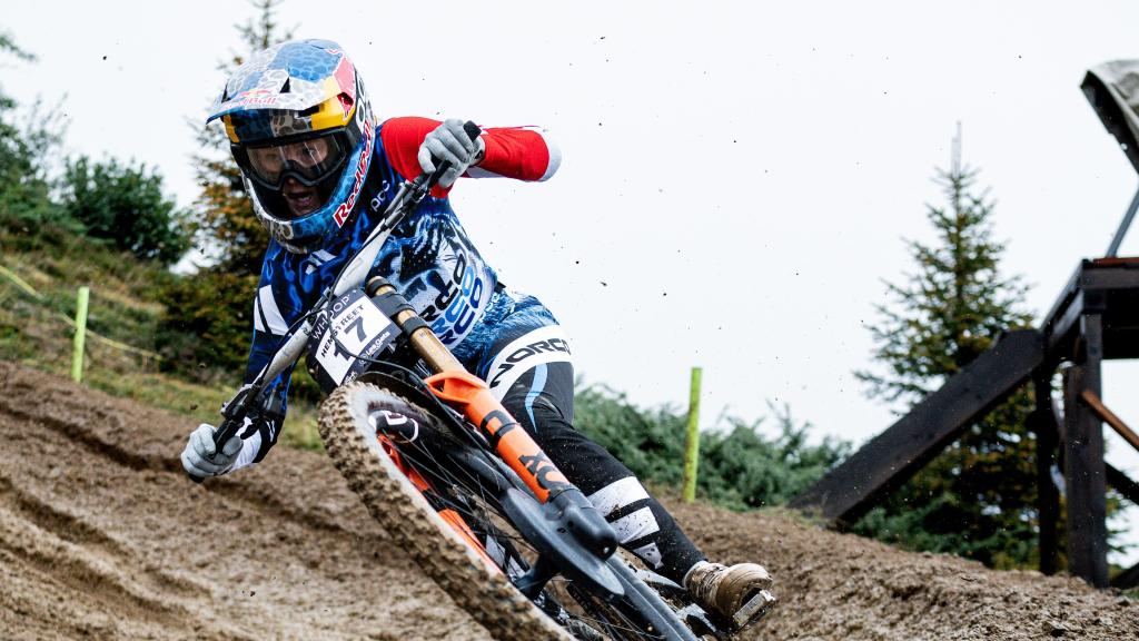 UCI Downhill World Cup | Women Junior | Haute-Savoie