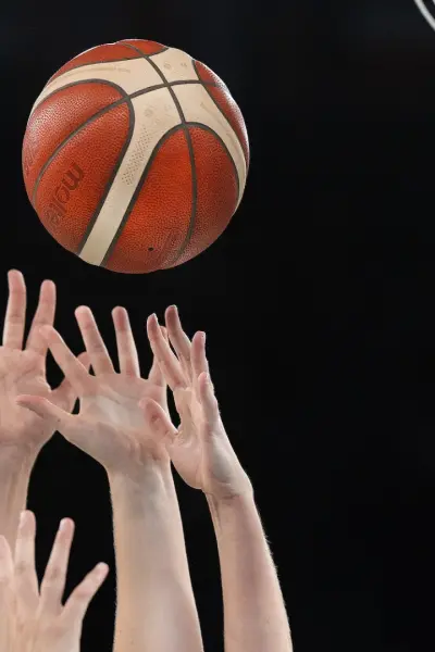 17 15 The FISU Games Basket